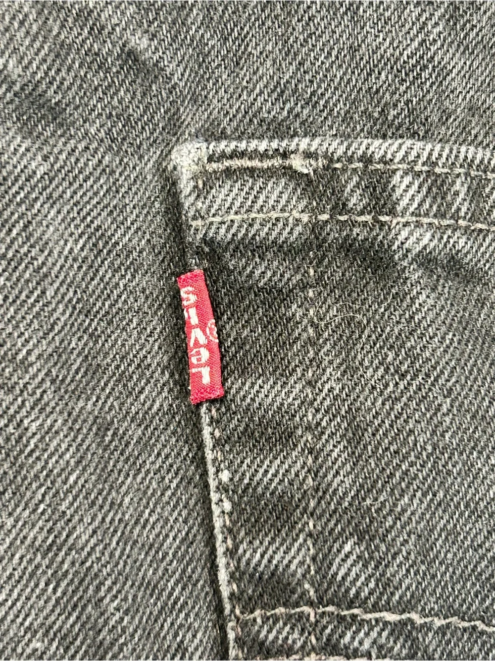 Levi’s 550 Red Tab Vintage Relaxed Fit Black Jeans 90s 34/34 (33/34) Y2K